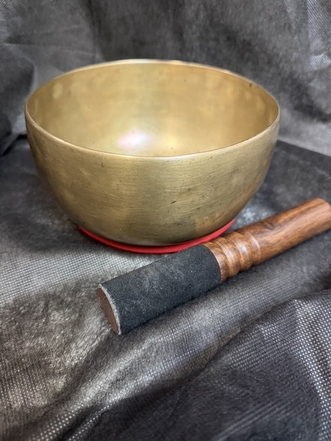Rare Antique Deep sound Healing Yoga handmade Singing Bowl 6.8