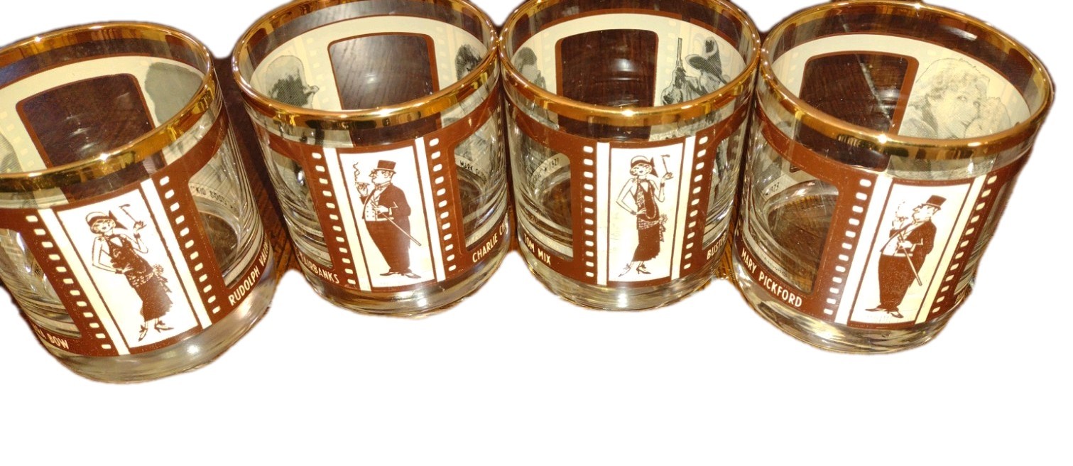 ✴️Set Of 4 GOLD RIM ROARING 20\'S CLASSIC FILM GLASSES ✴️Set Of 4 GOLD RIM ROARING 20\'S CLASSIC FILM GLASSES
