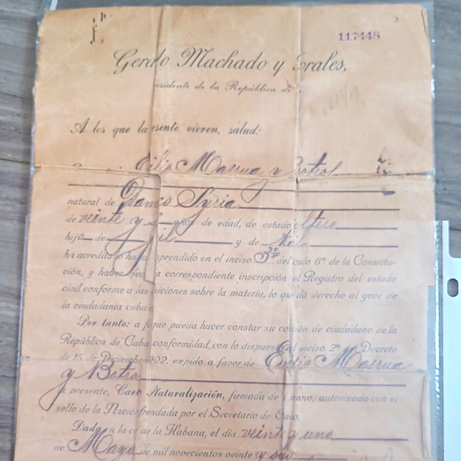 Republic of Cuba 1932 Handwritten Document w/ Photograph Gerdo Machado y Morales Republic of Cuba 1932 Handwritten Document w/ Photograph Gerdo Machado y Morales