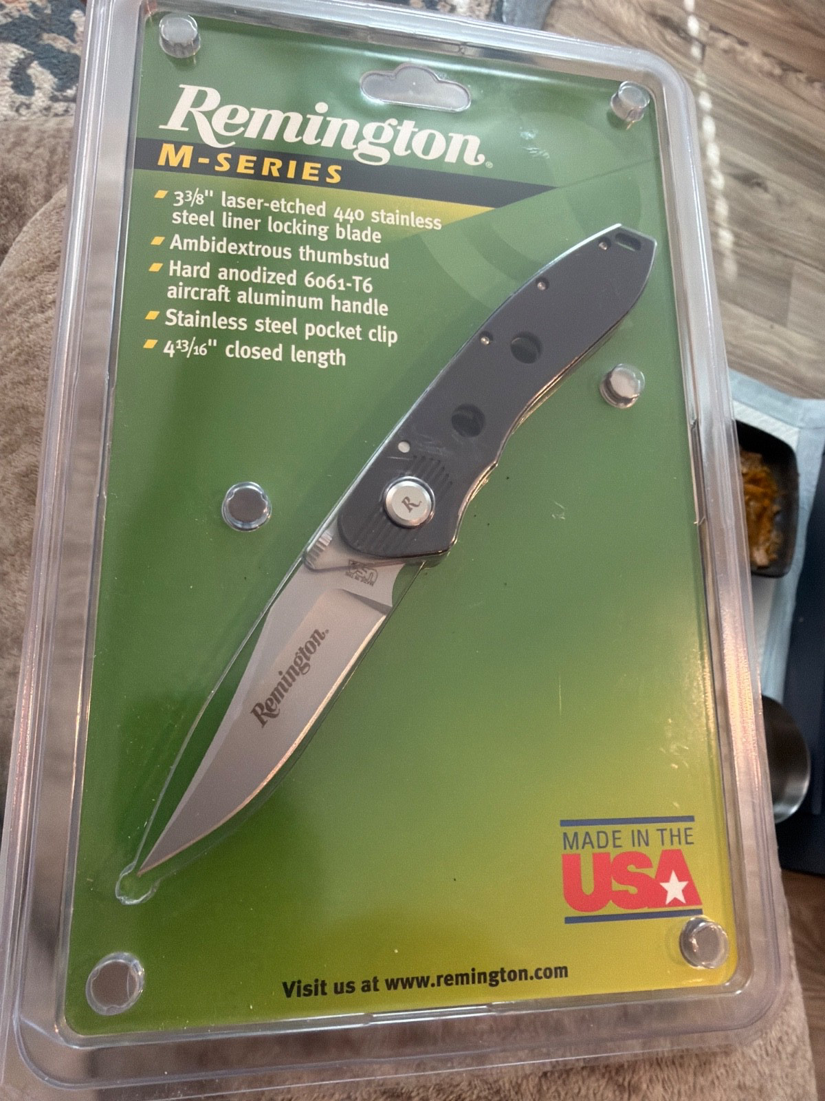 VINTAGE AMERICAN MADE REMINGTON KNIFE NEW OLD STOCK VINTAGE AMERICAN MADE REMINGTON KNIFE NEW OLD STOCK