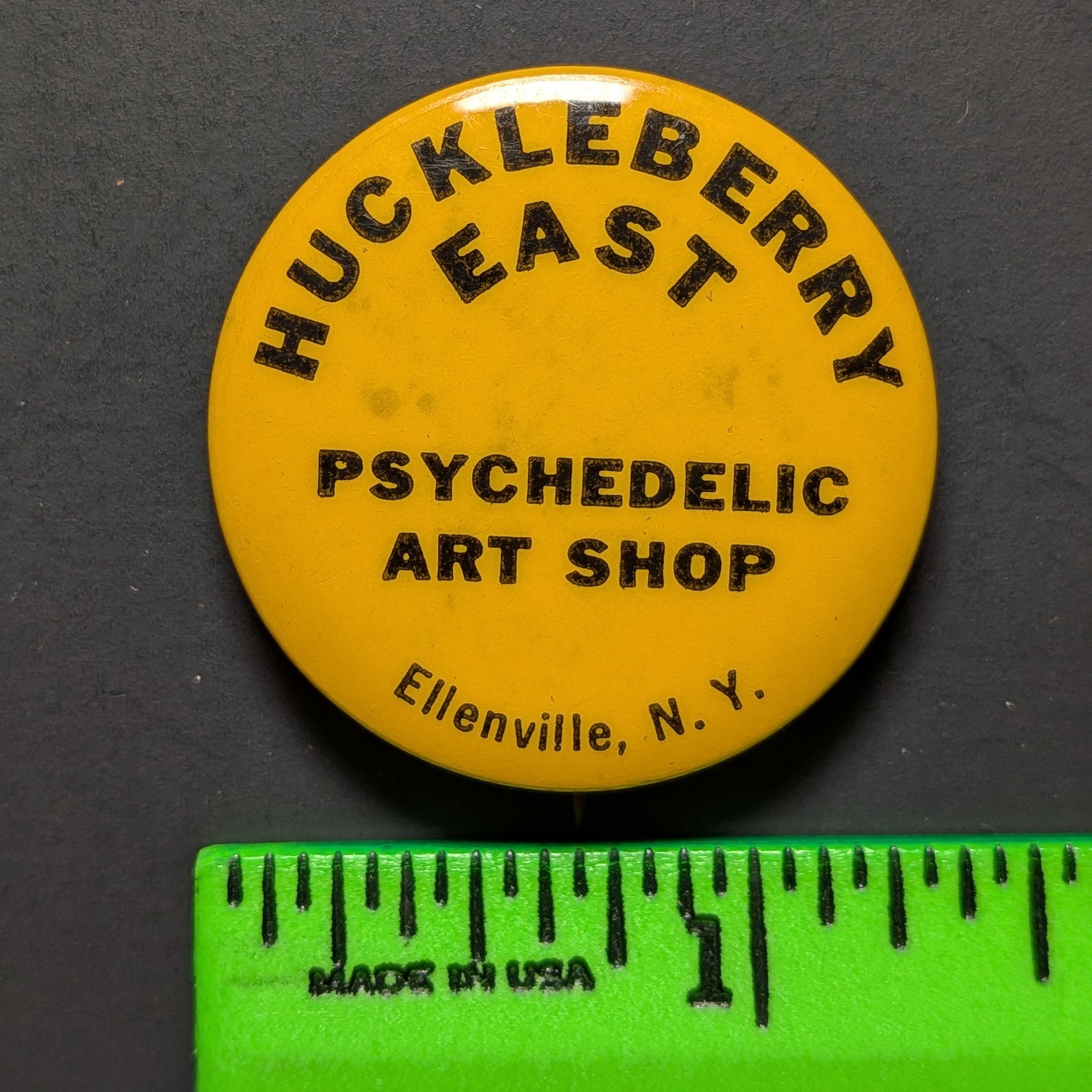 Vintage Huckleberry East Psychedelic Art Shop Ellenville NY Pinback Pin Vintage Huckleberry East Psychedelic Art Shop Ellenville NY Pinback Pin