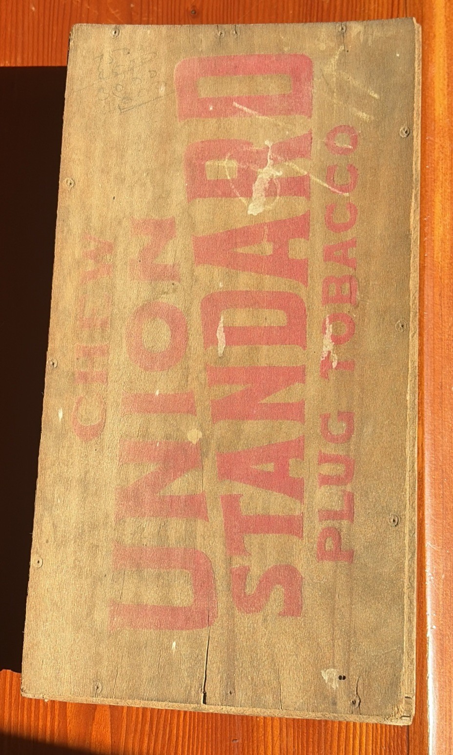 ANTIQUE WOODEN CHEWING TOBACCO PLUG BOX. UNION STANDARD PLUG TOBACCO CO VERY OLD