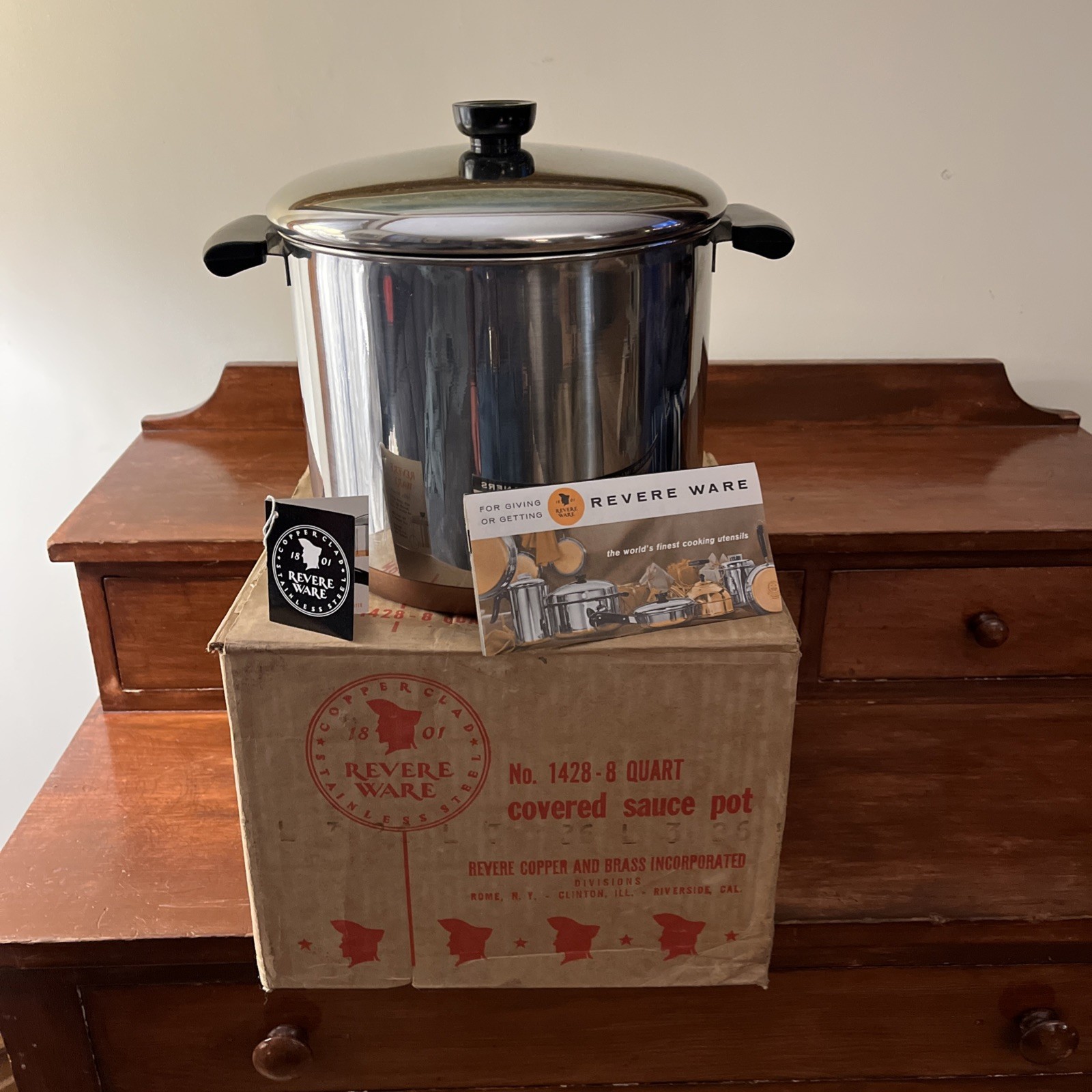 Vtg New NOS Revere Ware Copper Bottom 8 Qt Stock Pot Pre 68 W/ Lid Original Box Vtg New NOS Revere Ware Copper Bottom 8 Qt Stock Pot Pre 68 W/ Lid Original Box