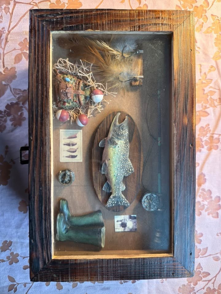 Vintage Old Fisherman Wooden Shadow Box Vintage Old Fisherman Wooden Shadow Box