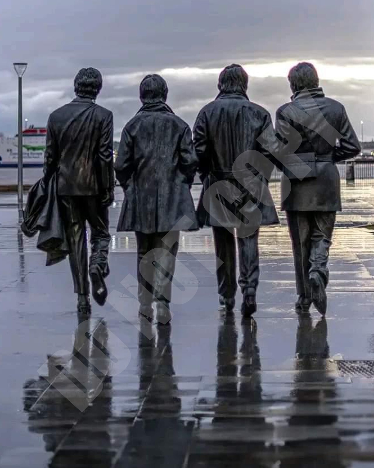 THE BEATLES Statues Pier Head In Liverpool Waterfront 8x10 Photo THE BEATLES Statues Pier Head In Liverpool Waterfront 8x10 Photo