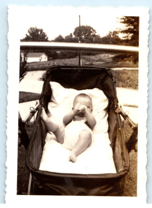 Vintage Photo 1940s, baby in antique basinet, 3.5 x 2.5