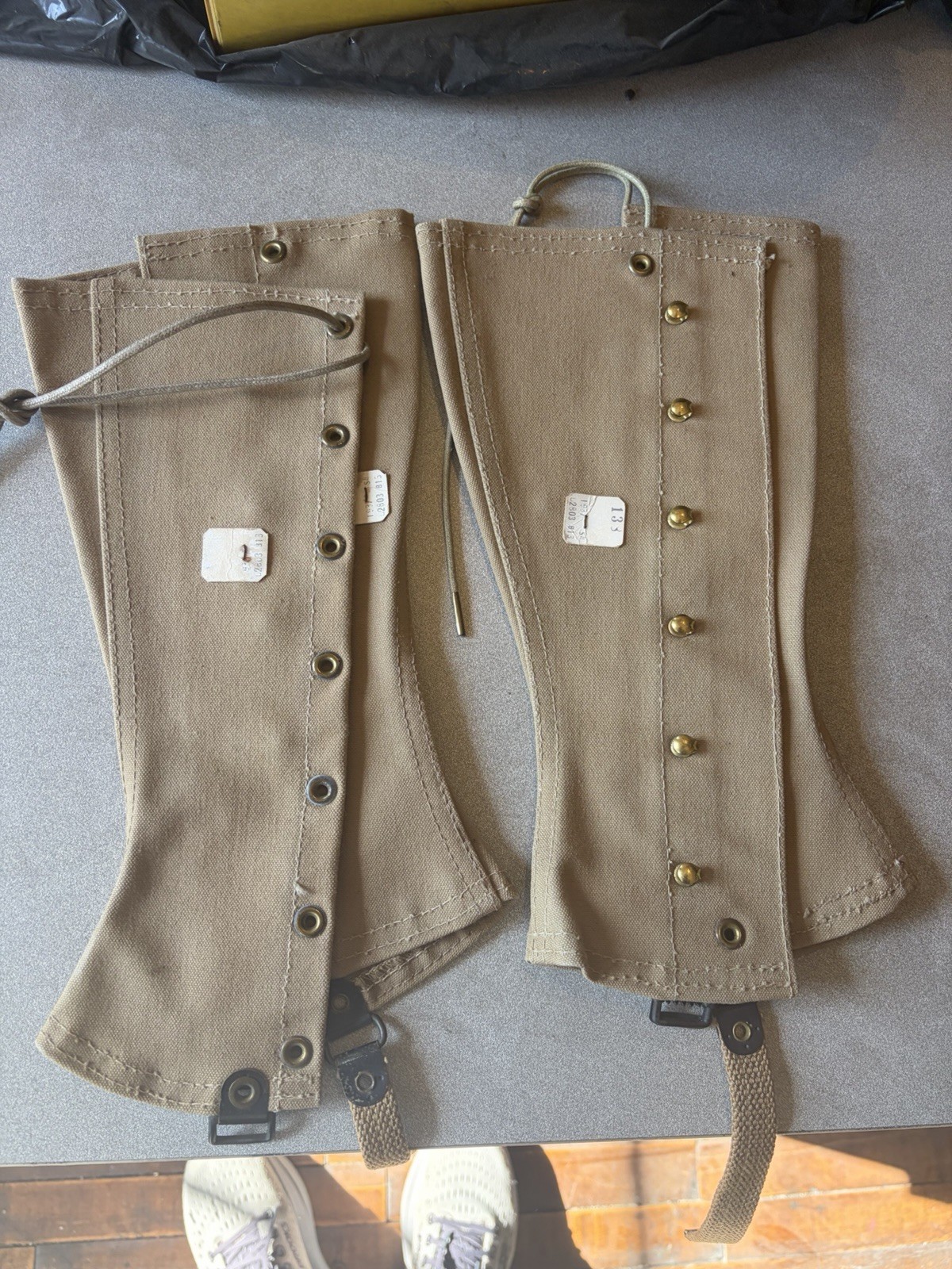 WW2 USMC US Marines M1938 Gaiters Leg Wrappings Uniform Size 4 MINT DEADSTOCK WW2 USMC US Marines M1938 Gaiters Leg Wrappings Uniform Size 4 MINT DEADSTOCK