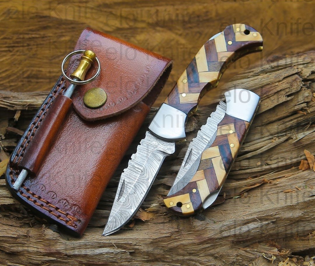 Handmade Pocket Knife Damascus Folding knife Black & Olive Wood Handle W/ Pouch