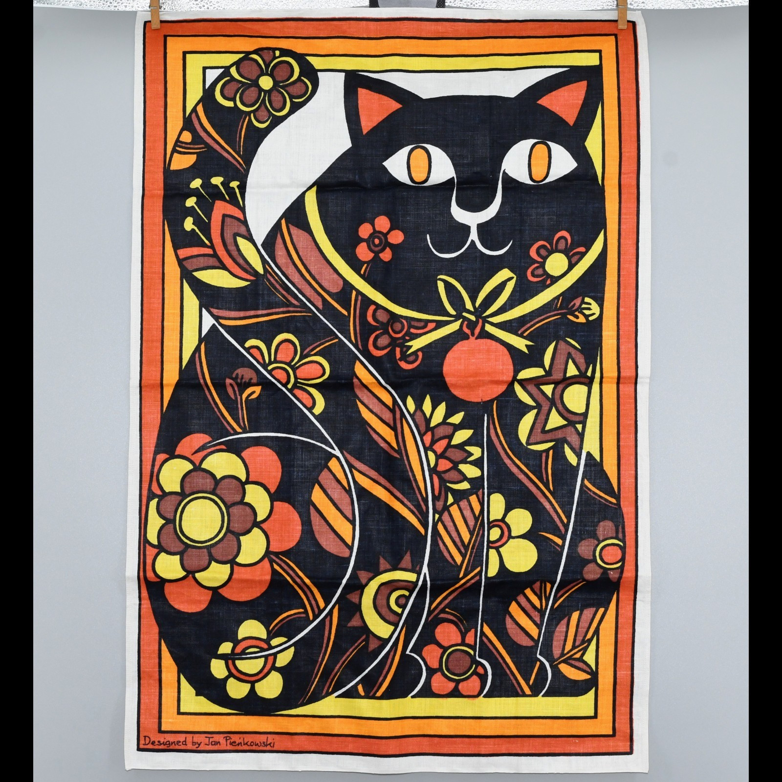 Vintage 1960s Jan Pienkowski Black Cat Linen Tea Towel Poland MCM Halloween Vintage 1960s Jan Pienkowski Black Cat Linen Tea Towel Poland MCM Halloween