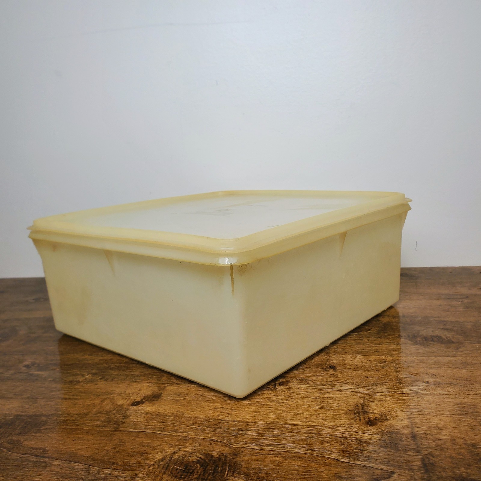 Vintage Tupperware Large Square Keeper #166 2 Gal 36 Cup #223 Lid 12x12x5