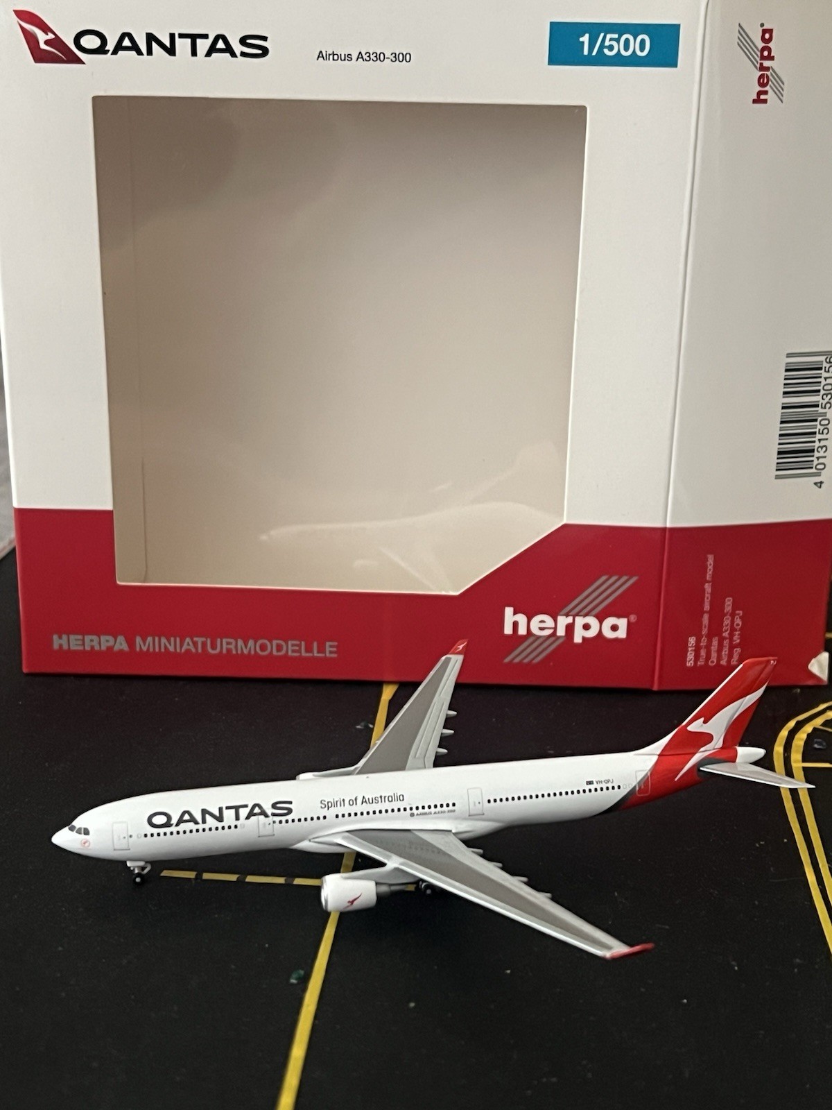 Qantas A330-300 VH-QPJ Herpa Wings 1:500 530156 Rare. Qantas A330-300 VH-QPJ Herpa Wings 1:500 530156 Rare.