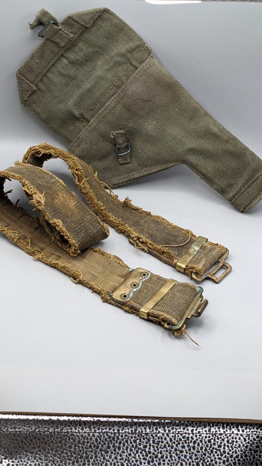 Antique Original WW1 & WW2 Canvas British Army Belt and Holster Antique Original WW1 & WW2 Canvas British Army Belt and Holster