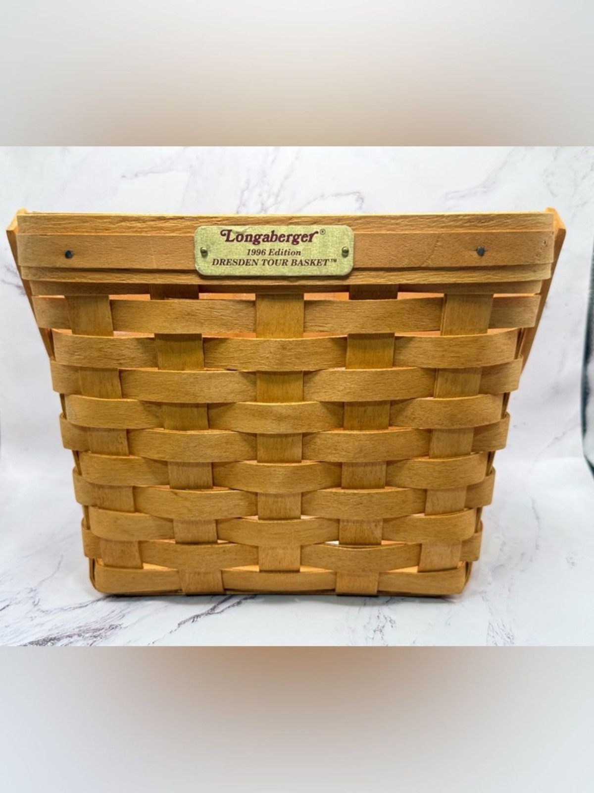 Longaberger Handwoven 1996 edition Dresden Tour Basket- excellent condition Longaberger Handwoven 1996 edition Dresden Tour Basket- excellent condition