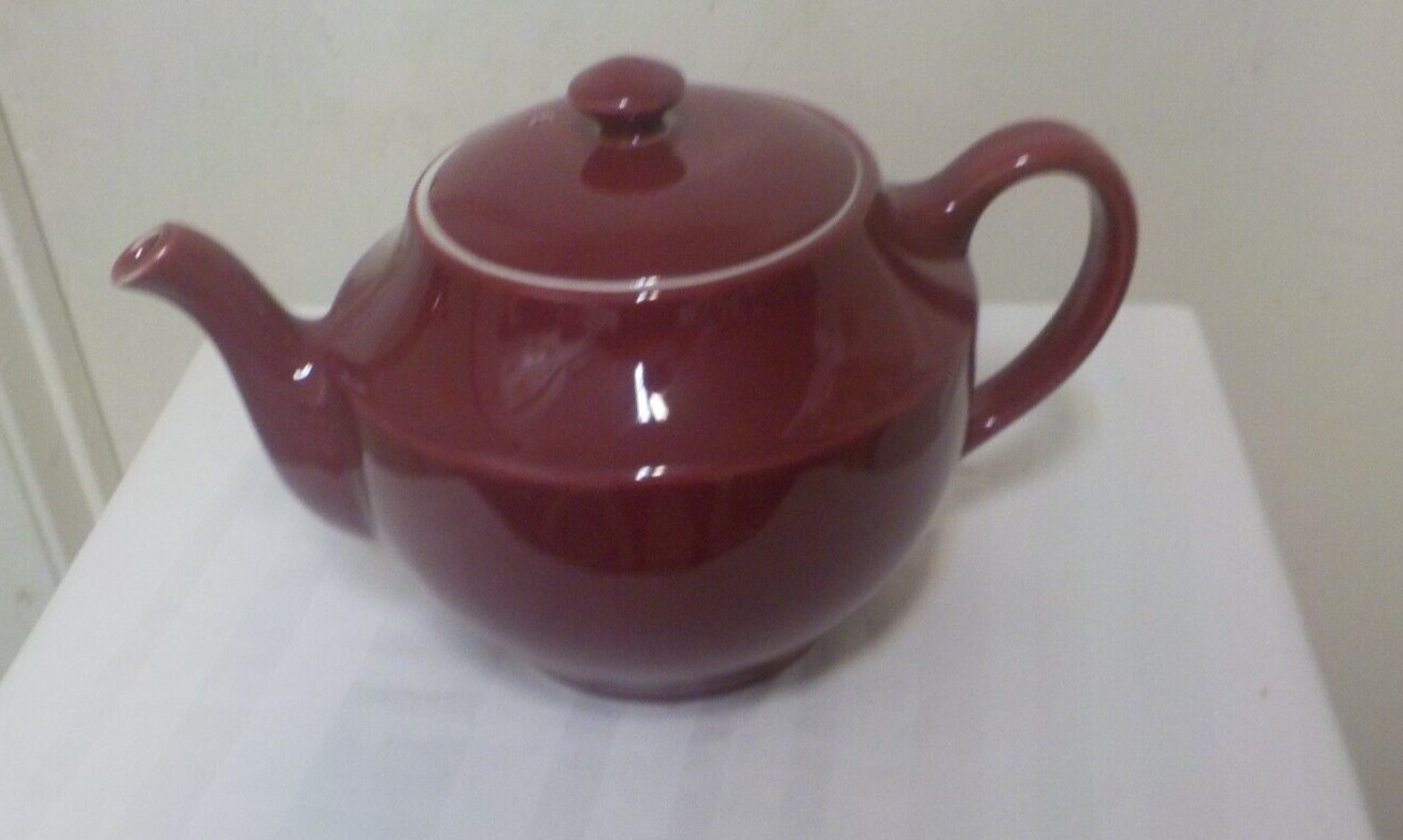 LARGE HALL  MAROON-  10 CUP  TEAPOT  EXCELLENT