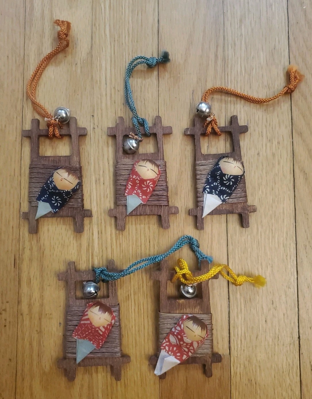 Vintage Inarco Japan Wooden Baby Cradle Ornaments Set of 5 Kokeshi Doll Bell Vintage Inarco Japan Wooden Baby Cradle Ornaments Set of 5 Kokeshi Doll Bell