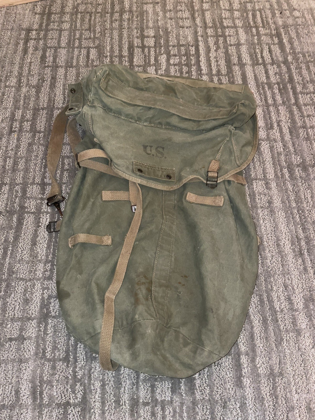Vintage 1942 Dated US Army Jungle Field Pack M-1943 WW2 Canvas Backpack Vintage 1942 Dated US Army Jungle Field Pack M-1943 WW2 Canvas Backpack