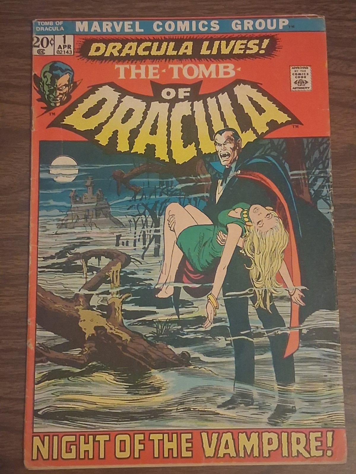 Tomb of Dracula #1 1972 Marvel Comics Neal Adams Low Grade Read Description Tomb of Dracula #1 1972 Marvel Comics Neal Adams Low Grade Read Description