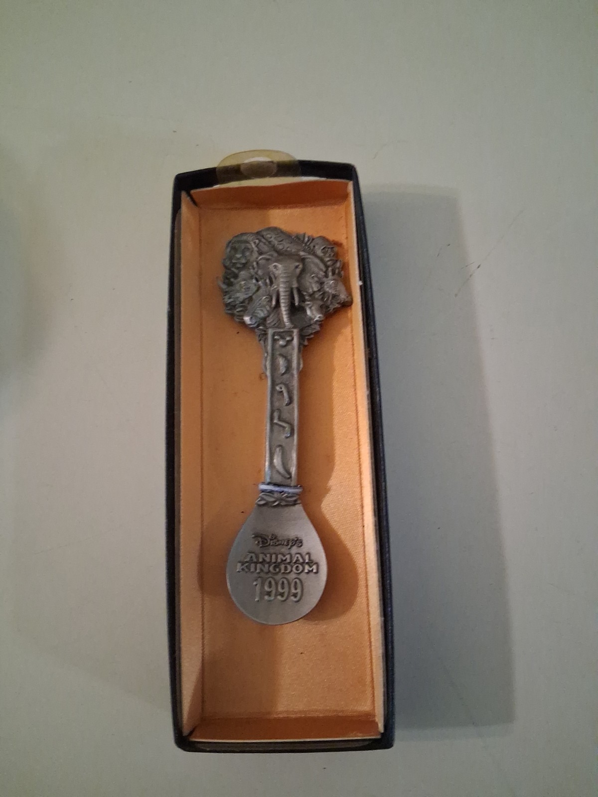 Vintage 1999 Walt Disney World Animal Kingdom Pewter Collector Spoon 3D Engraved Vintage 1999 Walt Disney World Animal Kingdom Pewter Collector Spoon 3D Engraved