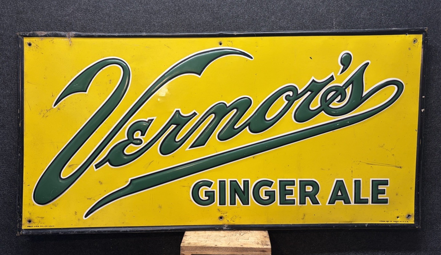 Vtg 1950s Vernor’s Ginger Ale Soda Advertising Embossed Metal Sign 36” Detroit Vtg 1950s Vernor’s Ginger Ale Soda Advertising Embossed Metal Sign 36” Detroit
