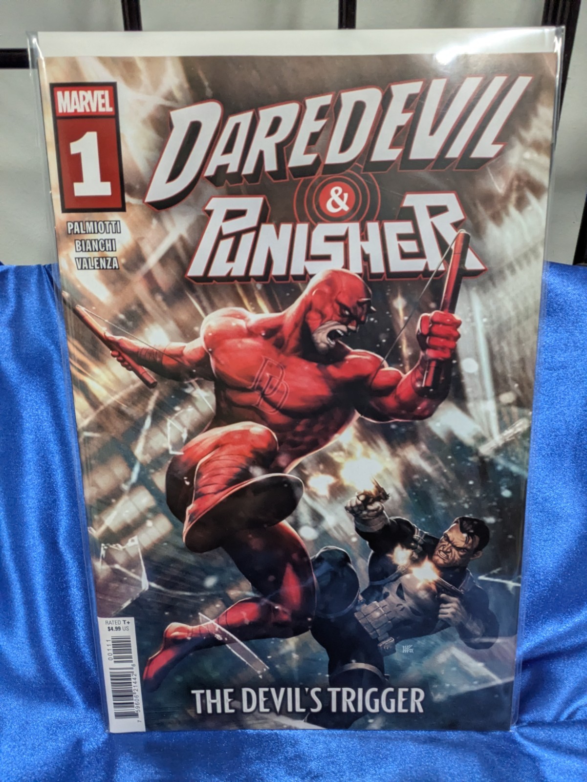 Daredevil/Punisher: The Devil\'s Trigger #1 - First Print. We Combine. Daredevil/Punisher: The Devil\'s Trigger #1 - First Print. We Combine.