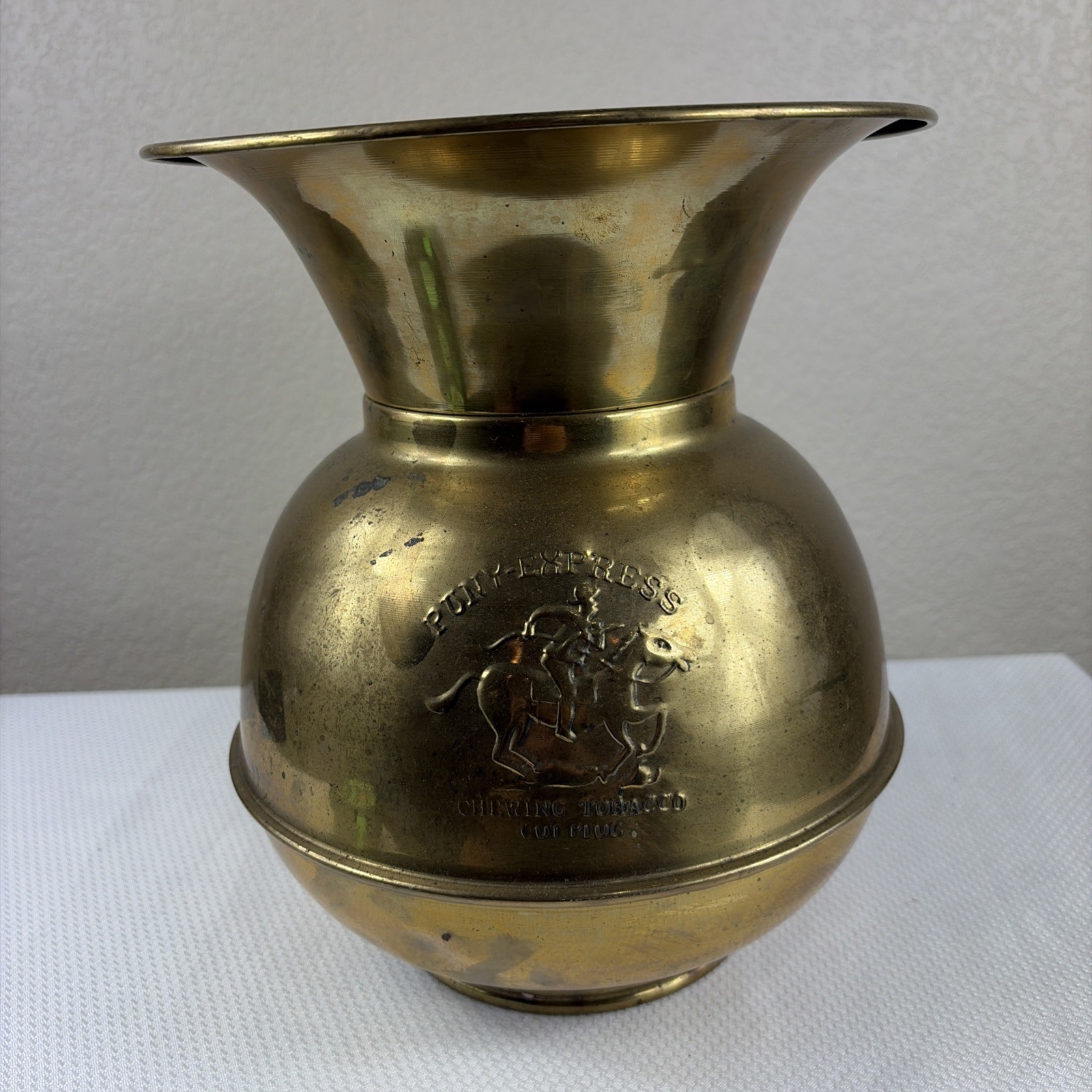 VTG Large Brass & Copper Spittoon Pony Express Cut Plug Chewing Tobacco 10 VTG Large Brass & Copper Spittoon Pony Express Cut Plug Chewing Tobacco 10