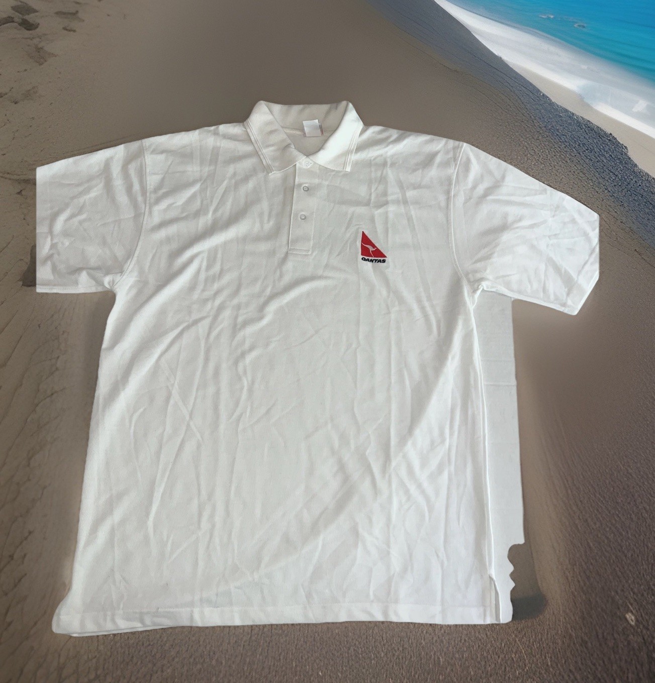 Rare Qantas Airlines Logo Australia Air Carrier Polo Shirt XL White Official New Rare Qantas Airlines Logo Australia Air Carrier Polo Shirt XL White Official New