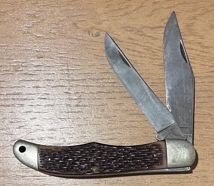 Schrade-Walden NY-USA 225H 2-Blade 5-1/4” Folding Hunting Knife w/ Schrade-Walden NY-USA 225H 2-Blade 5-1/4” Folding Hunting Knife w/