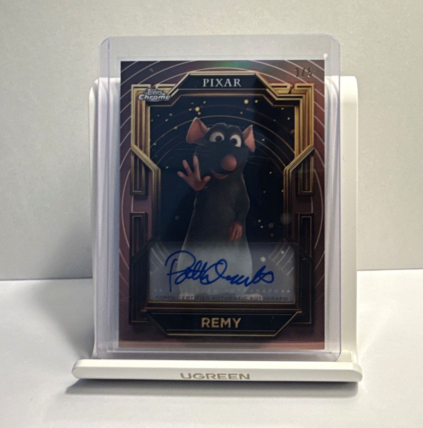 Topps 2025 Pixar Gold Remy Ratatouille Patton Oswalt Auto AA-PO 3/5 Topps 2025 Pixar Gold Remy Ratatouille Patton Oswalt Auto AA-PO 3/5