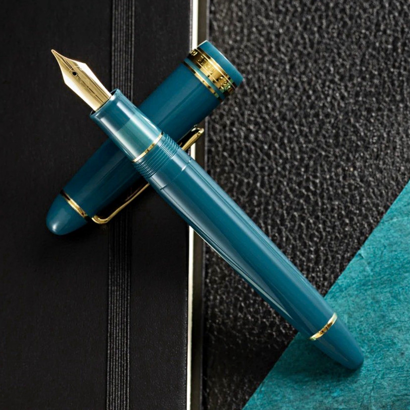 Sailor 1911 Casual L Basis GT Fountain Pen Mute Green Medium (M) Sailor 1911 Casual L Basis GT Fountain Pen Mute Green Medium (M)