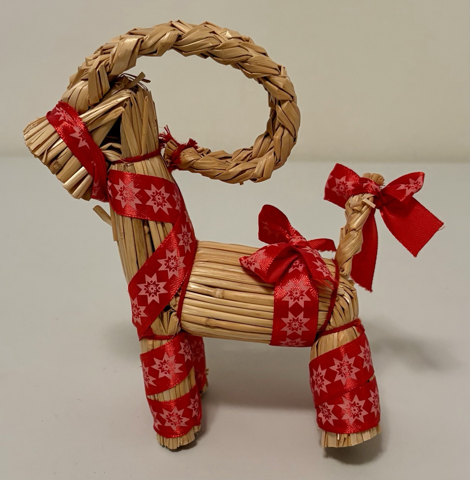 Traditional 6” Scandinavian Straw Christmas Goat Vibrant Red Ribbon Vintage Traditional 6” Scandinavian Straw Christmas Goat Vibrant Red Ribbon Vintage