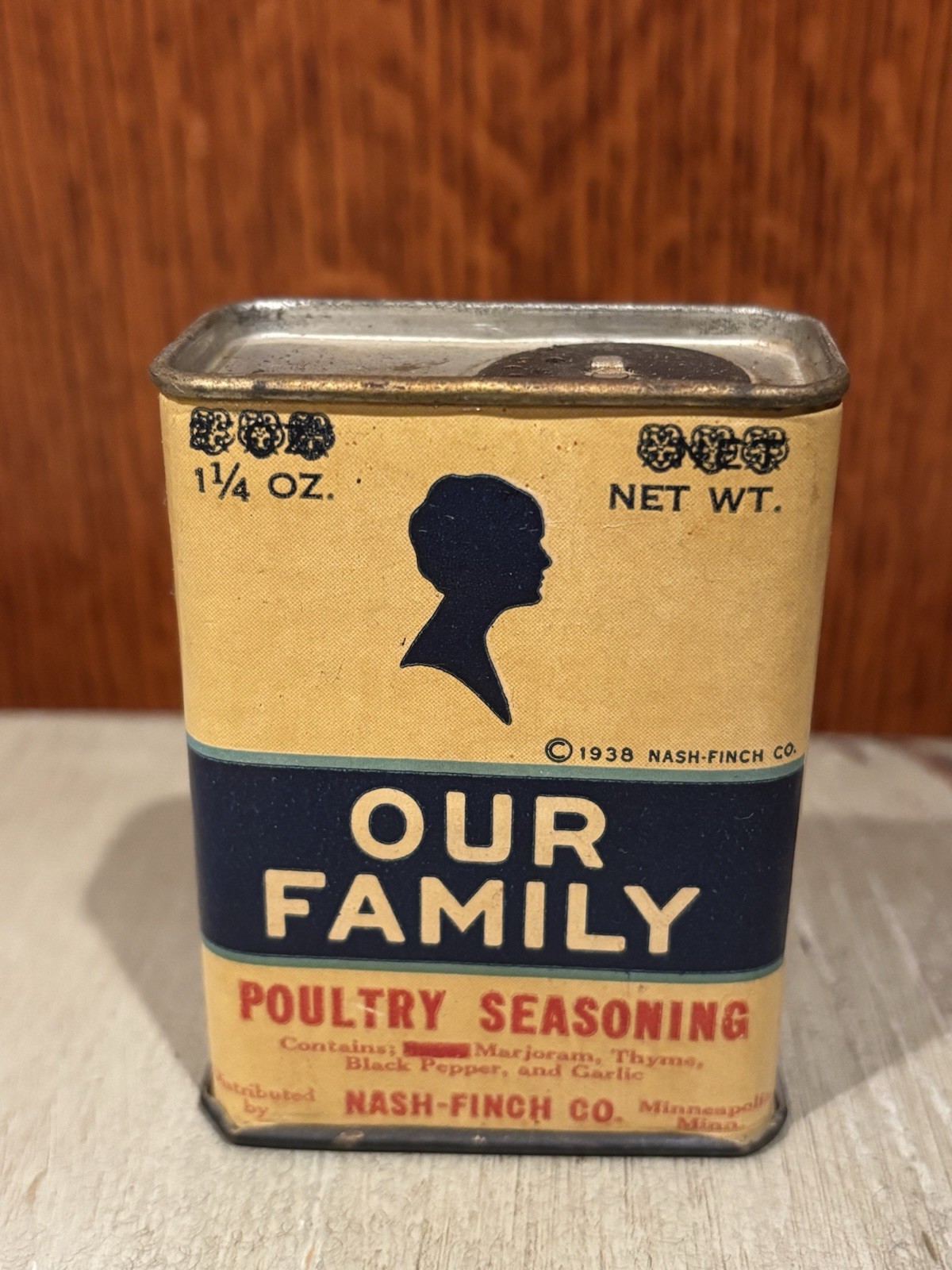 Our Family 1938 Poultry Seasoning Spice Tin Can 2 oz Nash-Finch Minneapolis MN