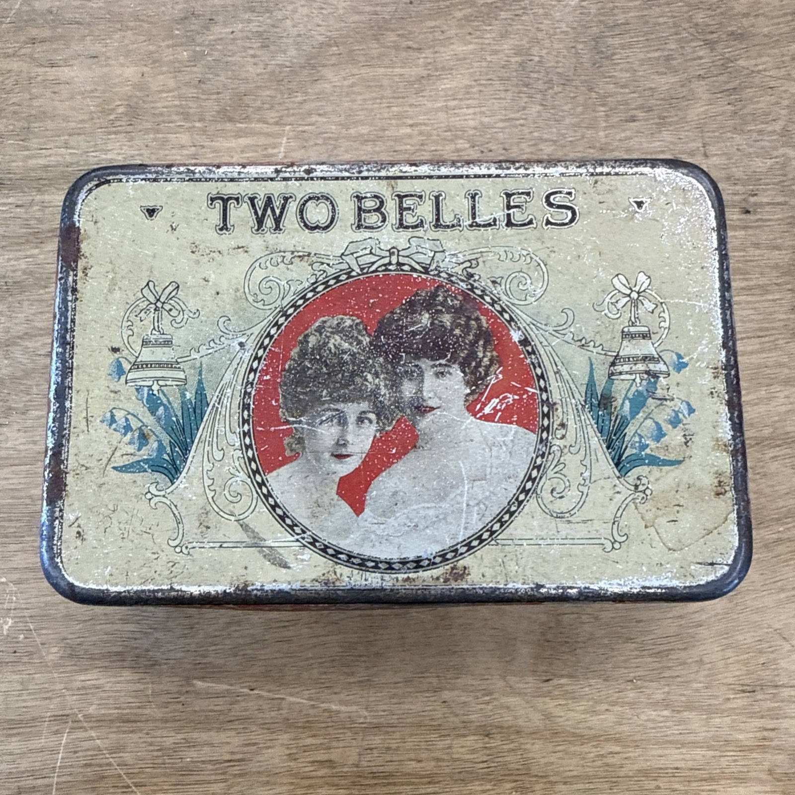 Rare Early 1900\'s Antique Two Belles Nebraska Cigar Tobacco Tin Rare Early 1900\'s Antique Two Belles Nebraska Cigar Tobacco Tin