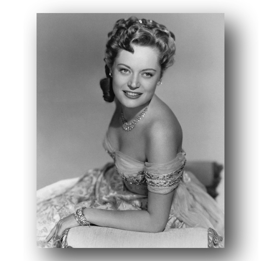Alexis Smith Photo 8x10 Portrait Hollywood Actress-14 Alexis Smith Photo 8x10 Portrait Hollywood Actress-14
