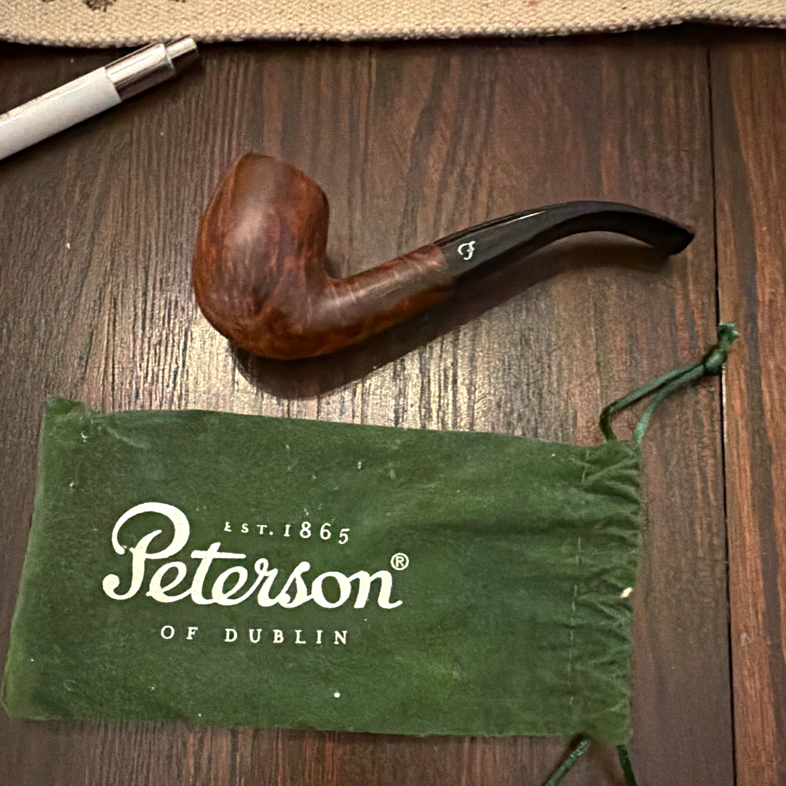 Peterson of Dublin Tobacco Pipe tally ho line shape 03 with Drawstring Pouch