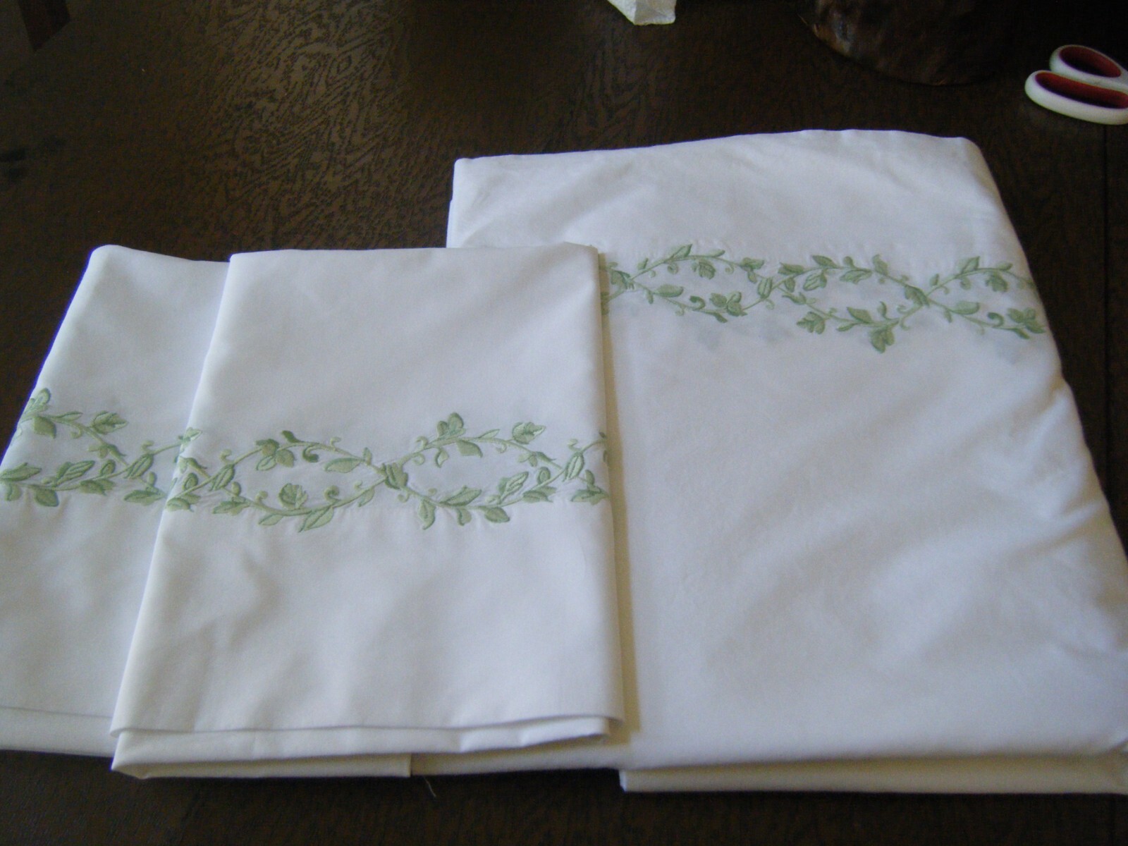 Vtg flat sheet+2 pillowcases Hamburg House QUEEN Egyptian Cotton  embr/ed design