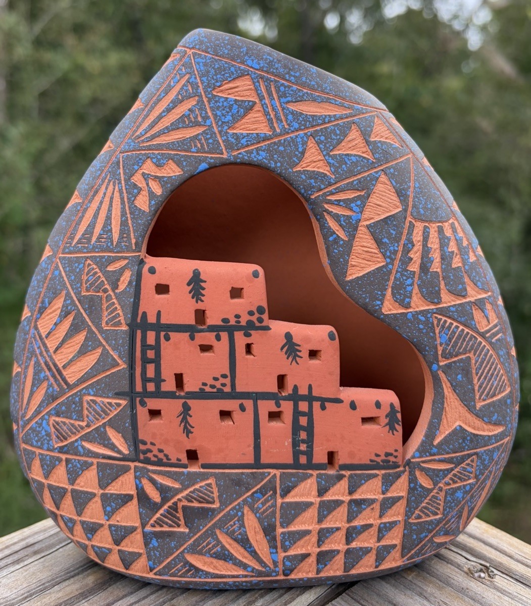 Vintage Acoma Pueblo Pottery Signed Cliff Dwellers Handcrafted Hand Painted Vintage Acoma Pueblo Pottery Signed Cliff Dwellers Handcrafted Hand Painted