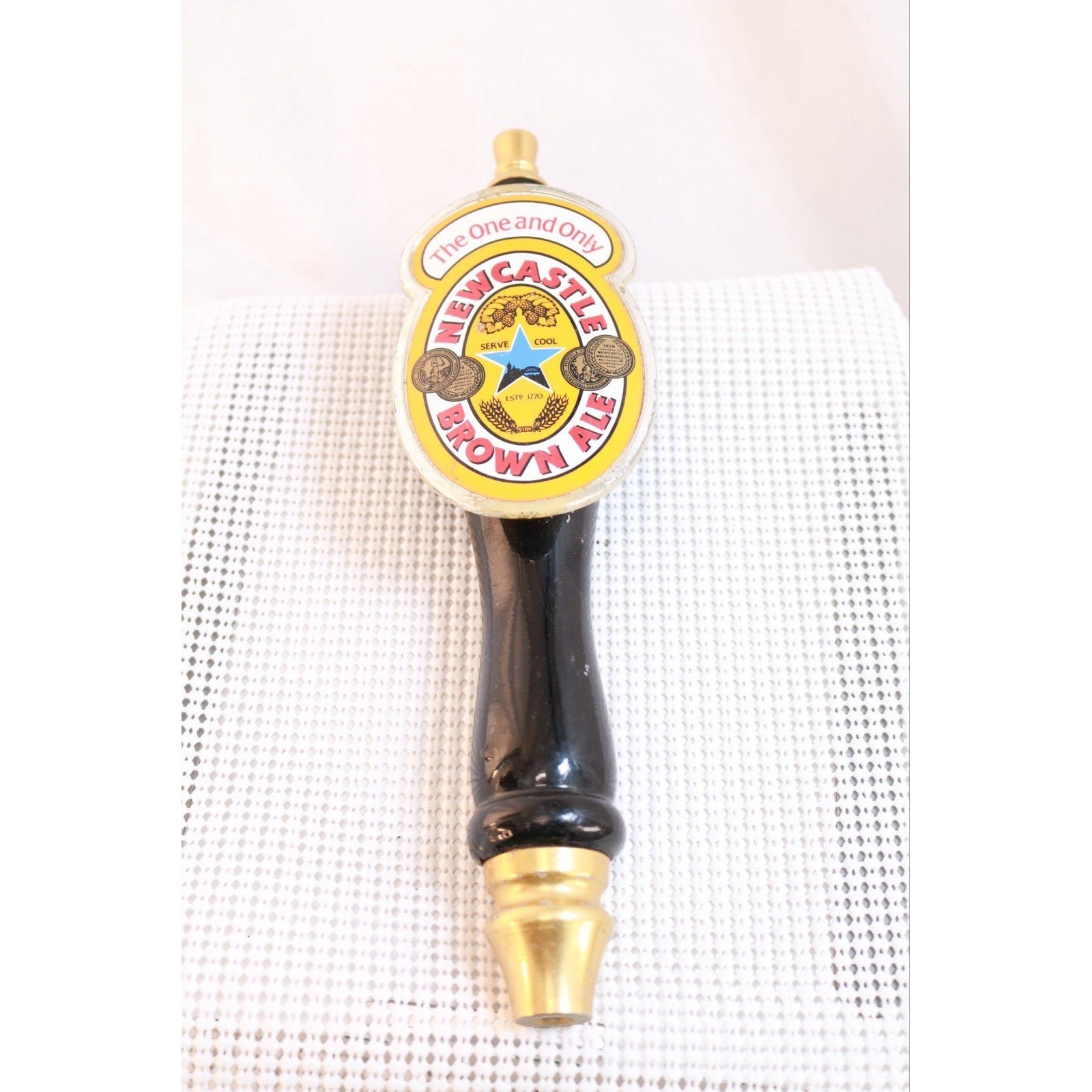Newcastle Brown Ale Beer Tap Handle Pub Bar Breweriana Black Gold 10\ Newcastle Brown Ale Beer Tap Handle Pub Bar Breweriana Black Gold 10\