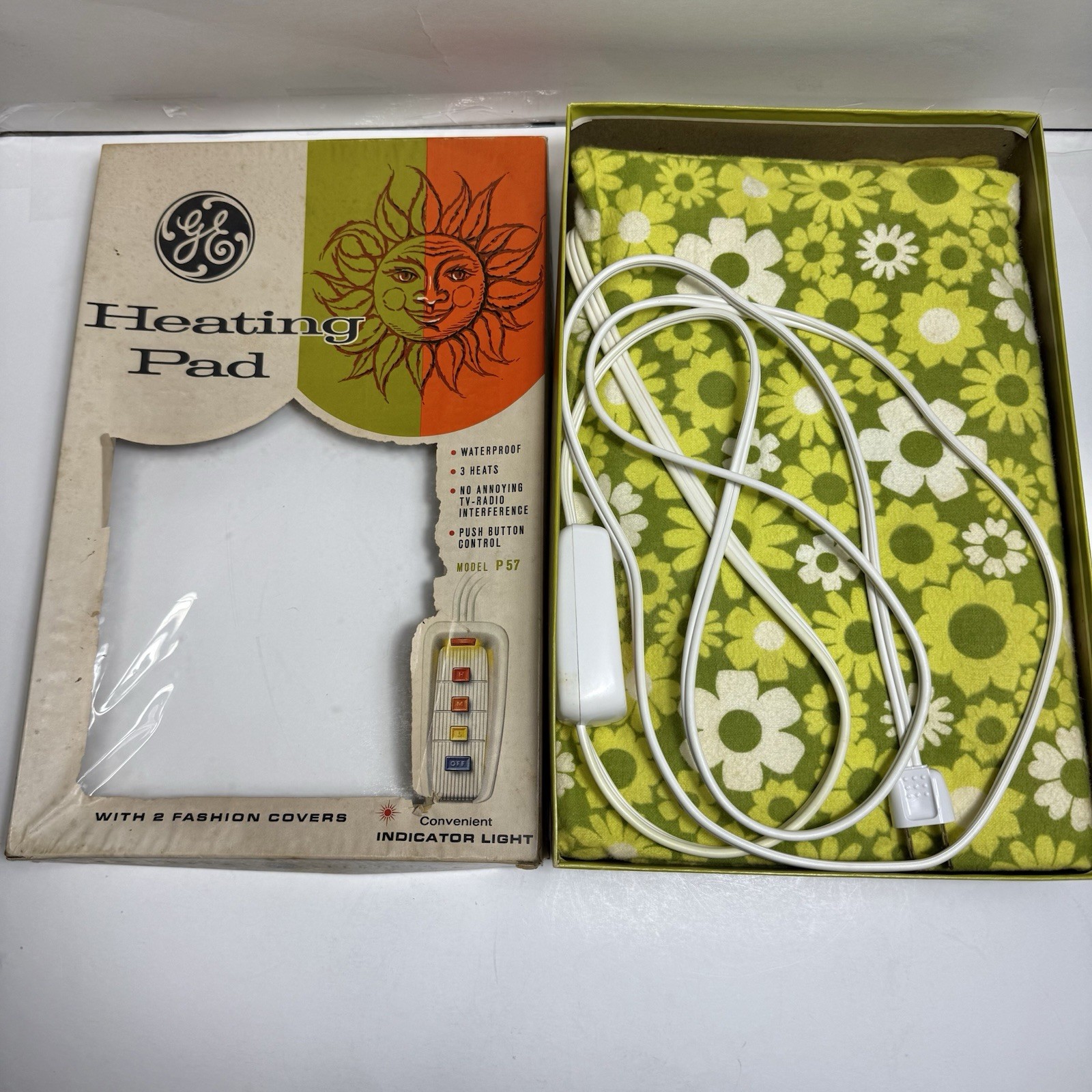 Vtg 70s GE Electric Heating Pad Flower Power Floral MCM Works Multi Heat Setting