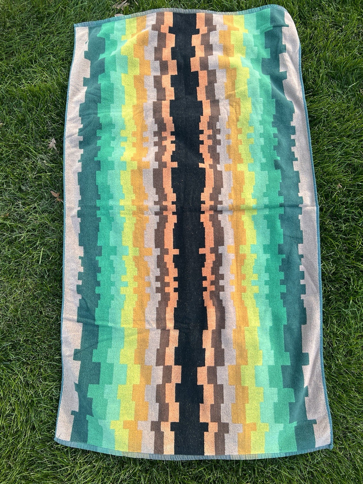 VTG Royal Terry Geometric Southwestern Beach Towel Colorful Brazil 30x56 VTG Royal Terry Geometric Southwestern Beach Towel Colorful Brazil 30x56