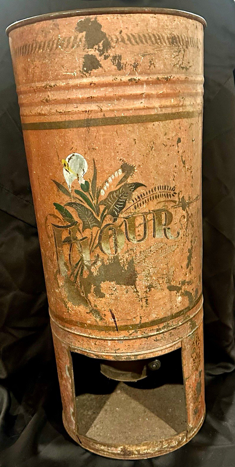 Vintage Large Red Tin Flour Sifter Canister Bin with Lid & Floral Graphic Vintage Large Red Tin Flour Sifter Canister Bin with Lid & Floral Graphic