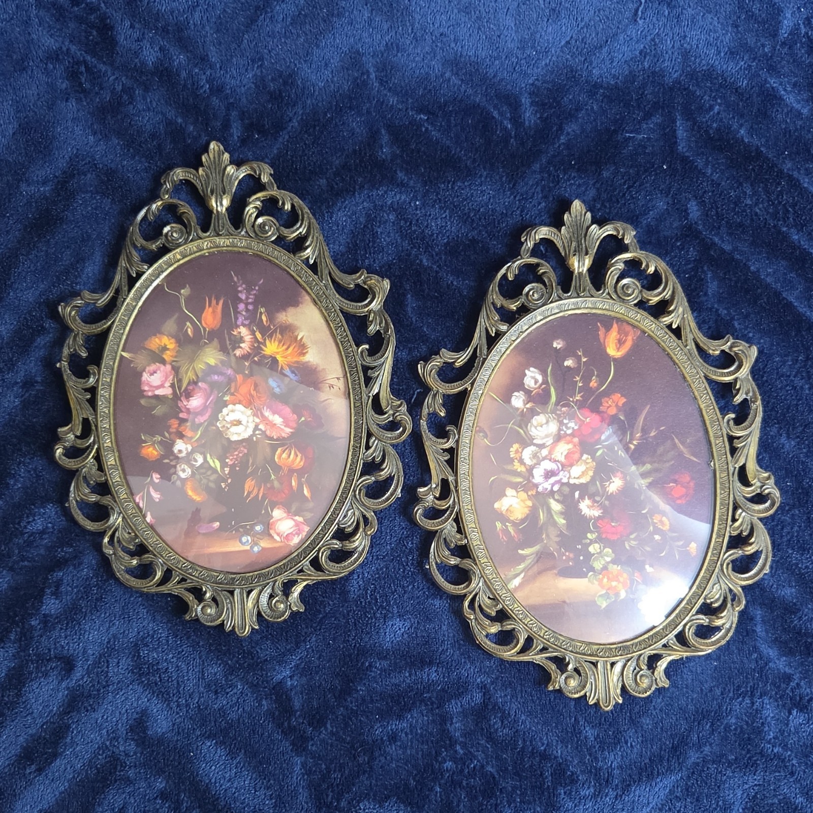 2 Vintage Bubble Glass Ornate Oval Brass Picture Frame Floral Print Italy 10” 2 Vintage Bubble Glass Ornate Oval Brass Picture Frame Floral Print Italy 10”