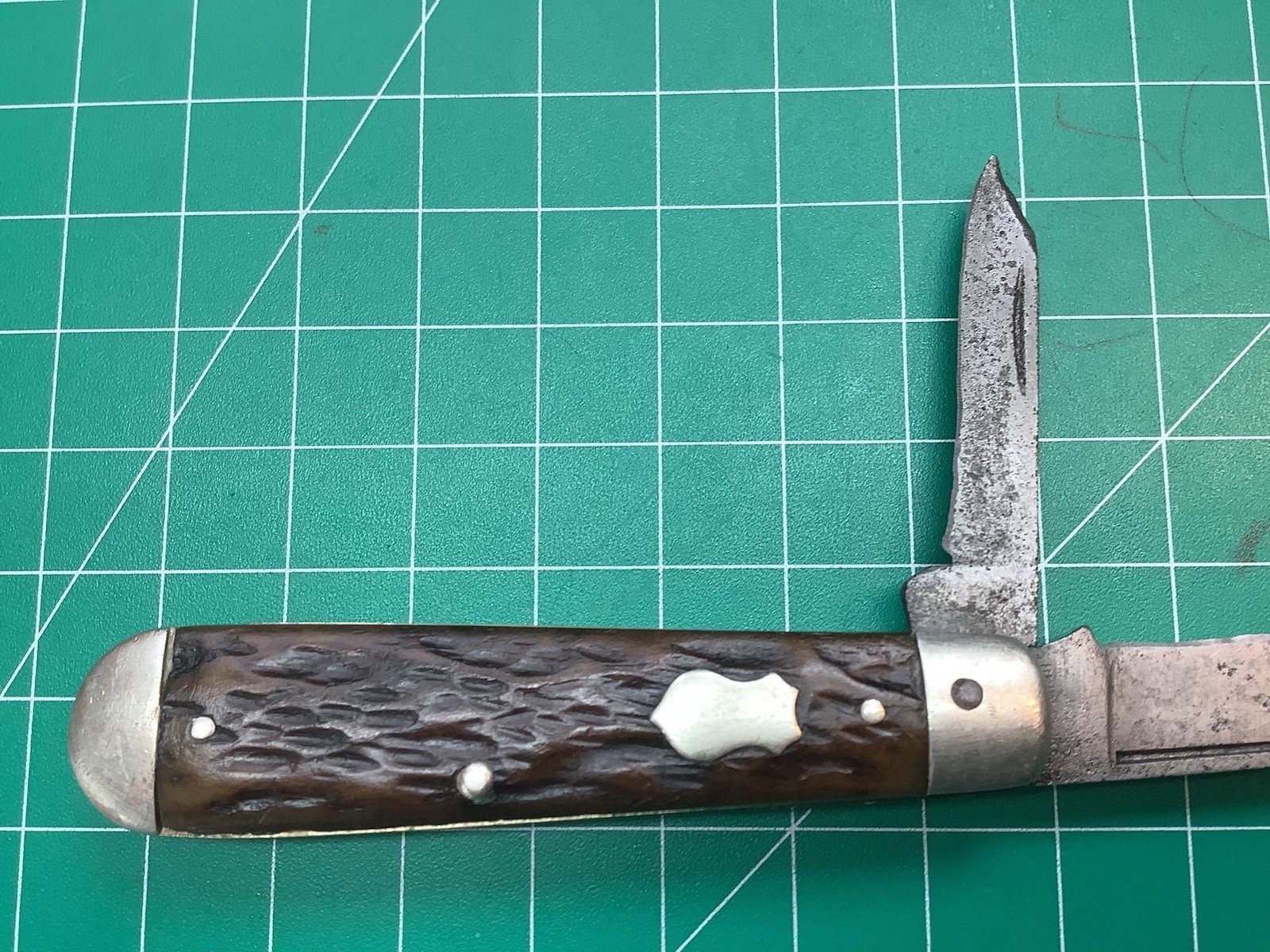Vintage Challenge Cutlery Co. Bridgeport CT. 2-Blade Four Line Pocket Knife Vintage Challenge Cutlery Co. Bridgeport CT. 2-Blade Four Line Pocket Knife