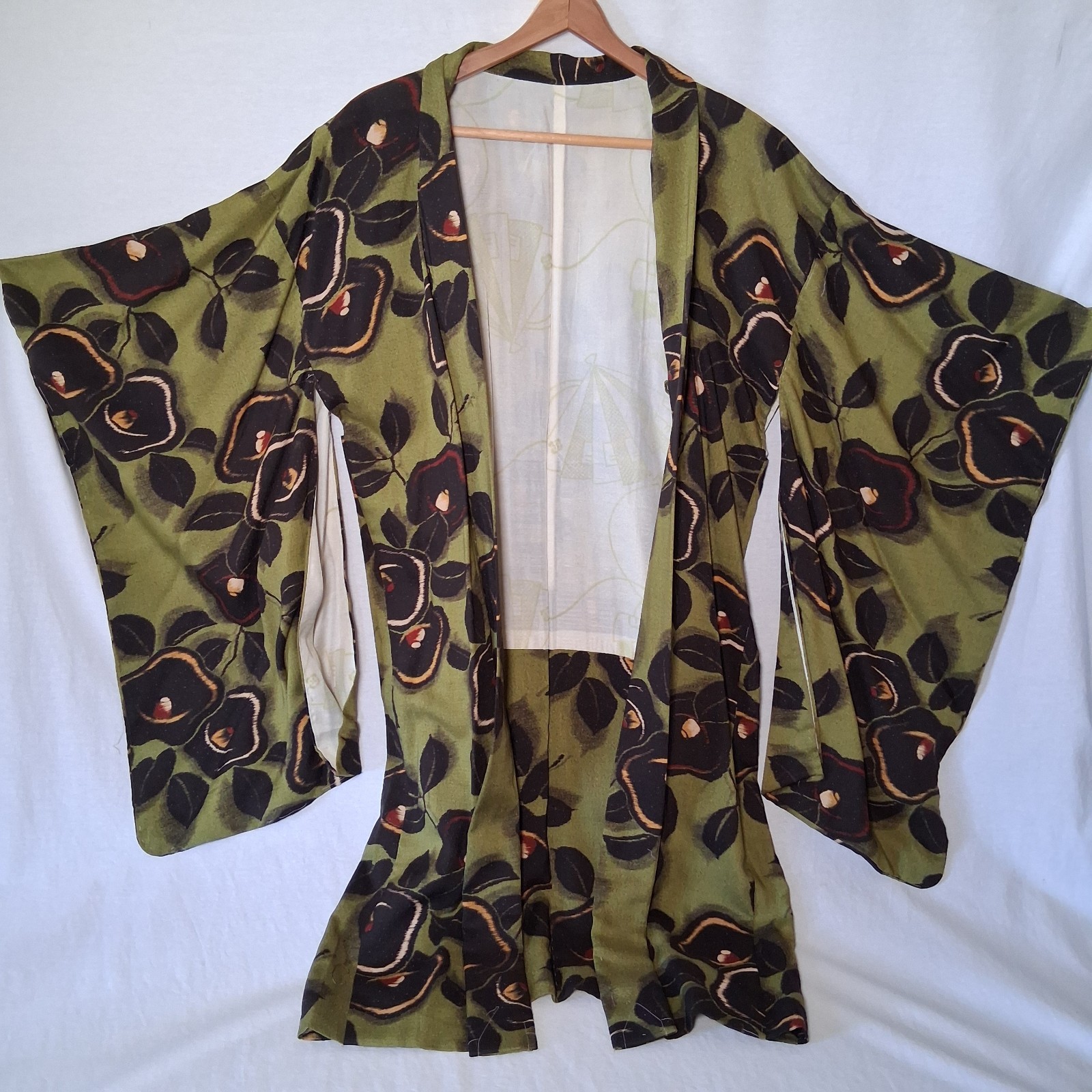 Vintage Hand Stitched Kimono Shirt Jacket Green Black Floral Authentic Ethnic Vintage Hand Stitched Kimono Shirt Jacket Green Black Floral Authentic Ethnic