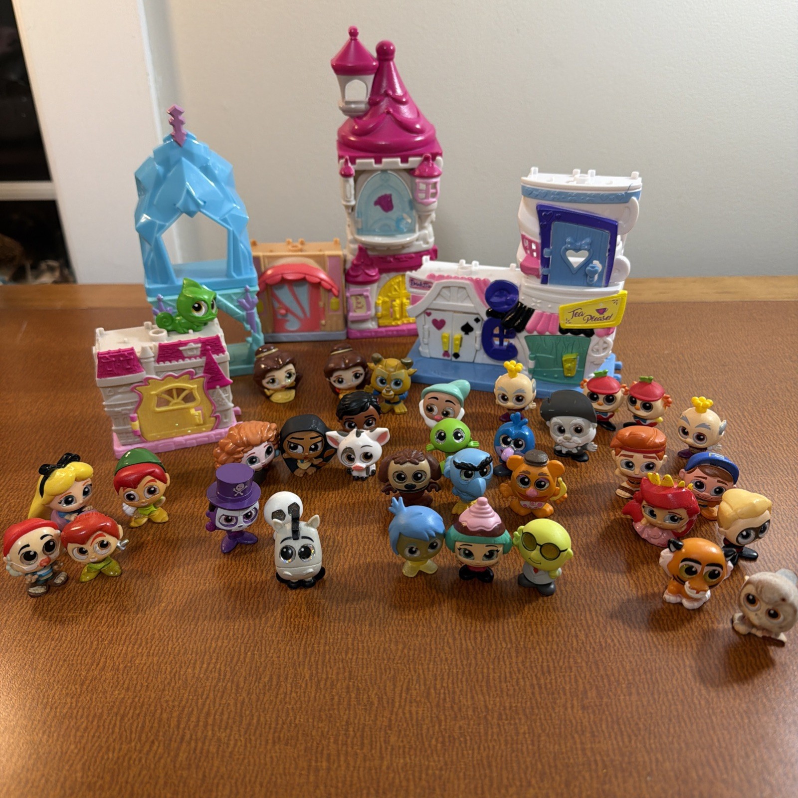 Disney Doorables Lot 35 Figures Mega Stack Tea Shop Elsa Frozen More Disney Doorables Lot 35 Figures Mega Stack Tea Shop Elsa Frozen More