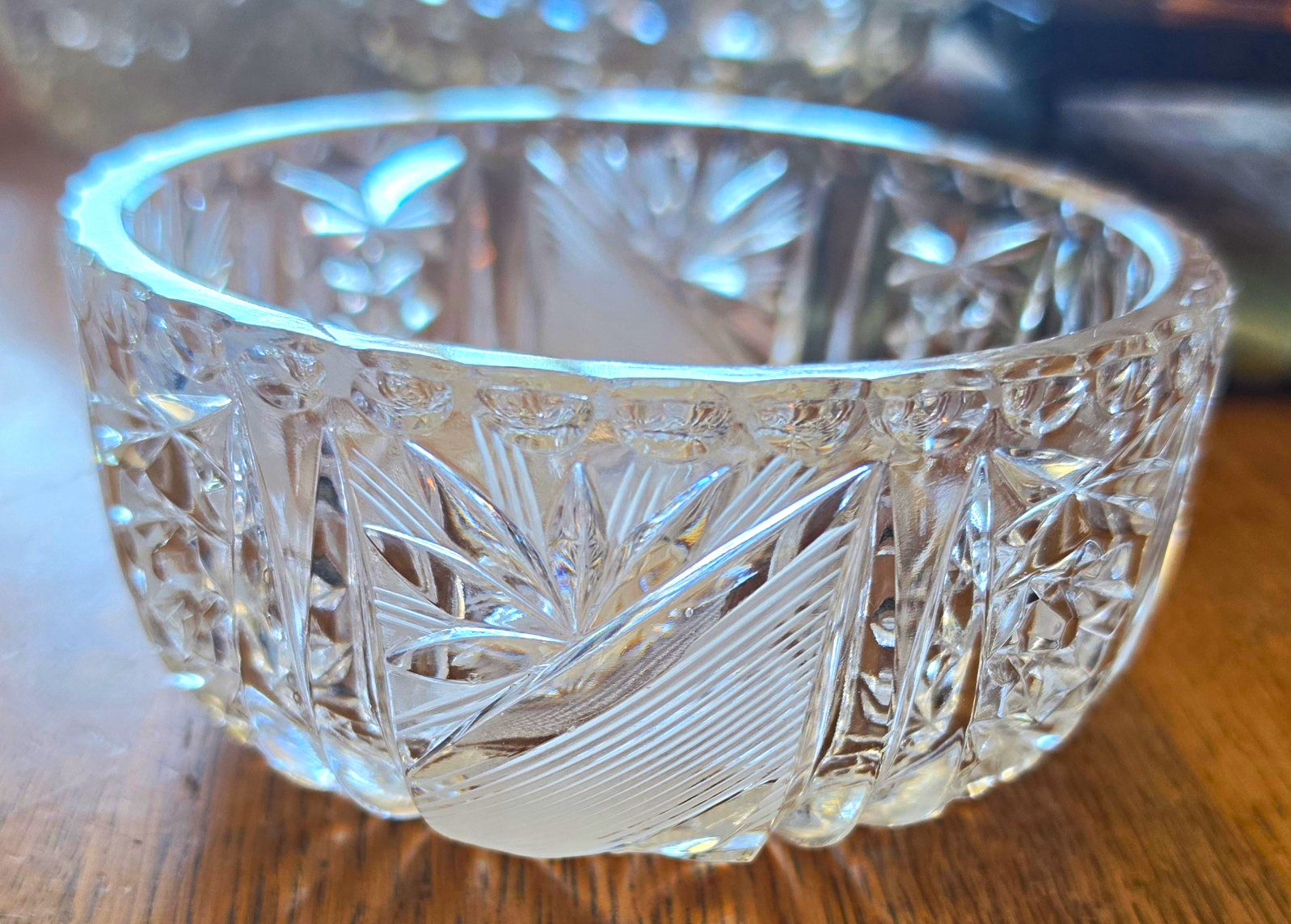 Vintage Czech crystal Bohemia cracker bowl with handmade engraved decorations Vintage Czech crystal Bohemia cracker bowl with handmade engraved decorations