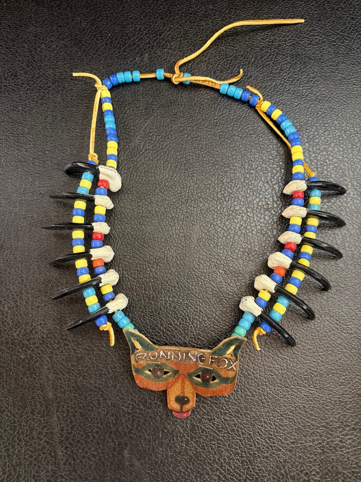Vintage Native American Style Claw Necklace Leather Running Fox Beaded 14\ Vintage Native American Style Claw Necklace Leather Running Fox Beaded 14\