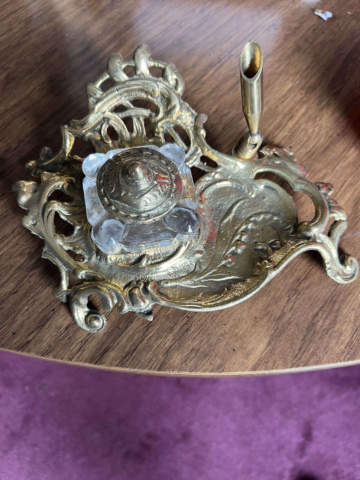 VTG Art Nouveau Style Ornate Embossed Brass Pen Holder & Glass Inkwell with Lid