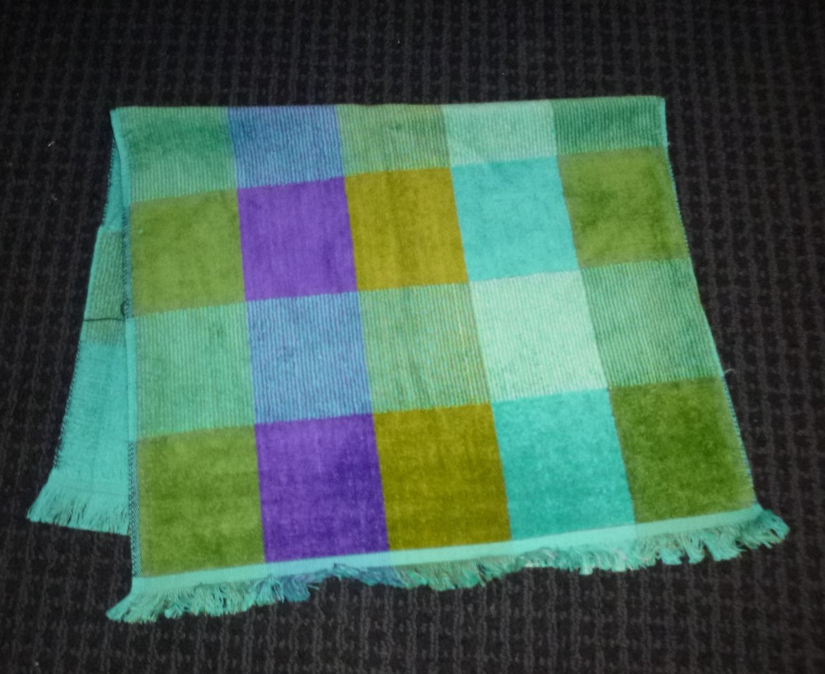 NOS Vtg 70s Cannon PLUSH Hand Towel Purple Green Turquoise Squares Fringed 17x28