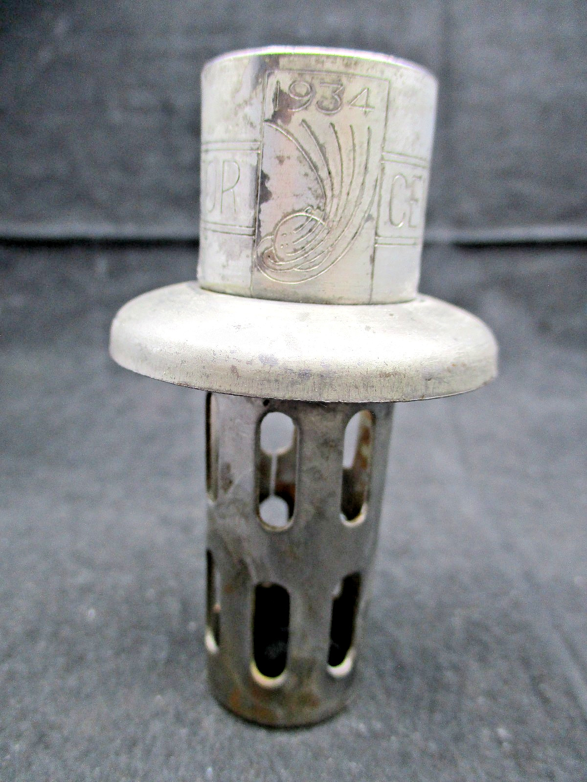 Vintage 1933 Chicago World's Fair Souvenir Century Juice Extractor Nu-Dell Mfg. Vintage 1933 Chicago World's Fair Souvenir Century Juice Extractor Nu-Dell Mfg.
