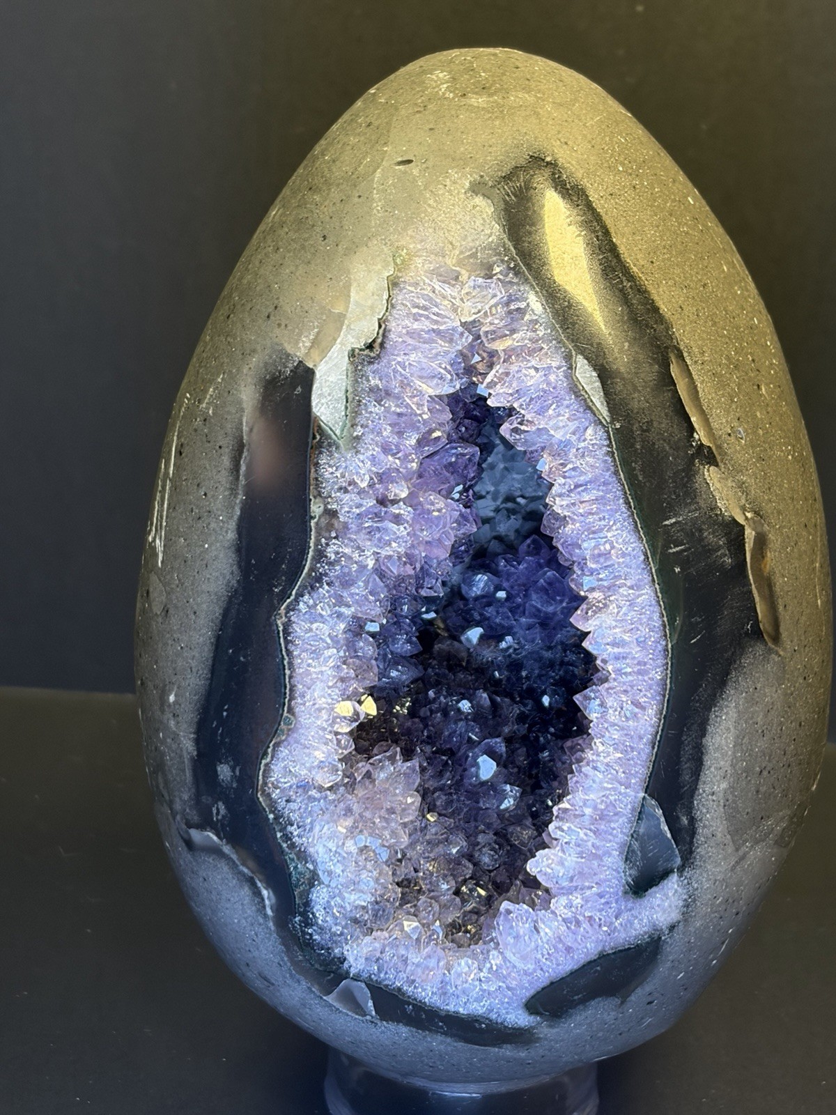Brazilian Amethyst Egg 5 lb 1.1 oz Natural Crystal Gemstone Large Display Piece